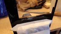 Platz fr das Displaykabel schaffen